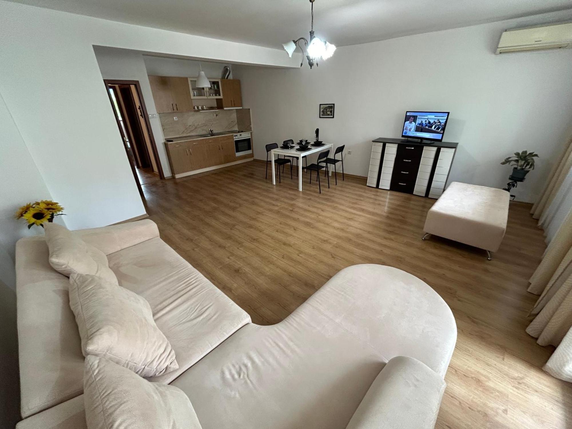 Апартамент Маги Kazanlŭk Extérieur photo